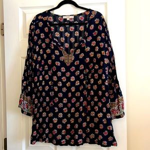 Loft Plus Sz 24 Navy Floral Blouse